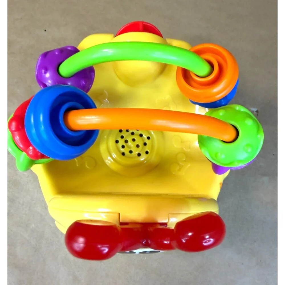 Fisher-Price Go Baby Go! Gigglin' Bee Ball - Lights, Music & Sounds WORKS
